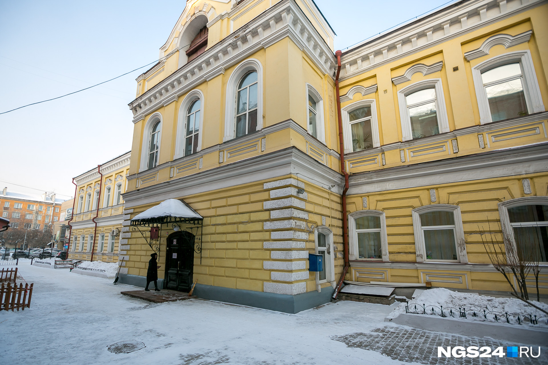 Красноярский хореографический колледж расположился на Мира в здании бывшего пединститута