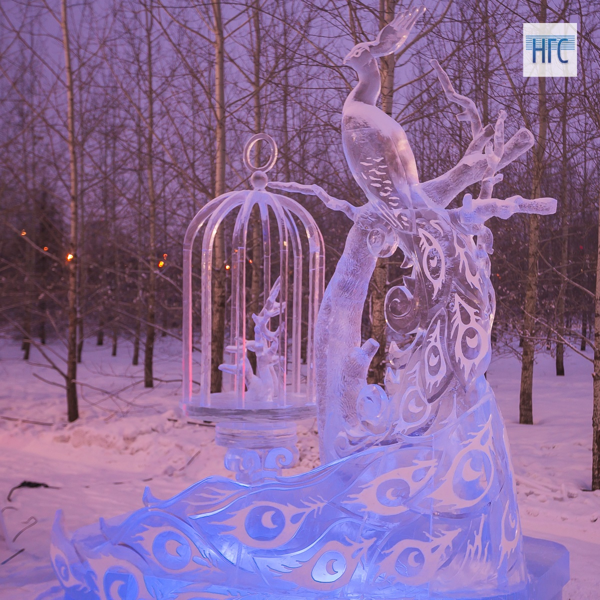 Скульптура «Золотая клетка», команда «Снегири», Красноярск