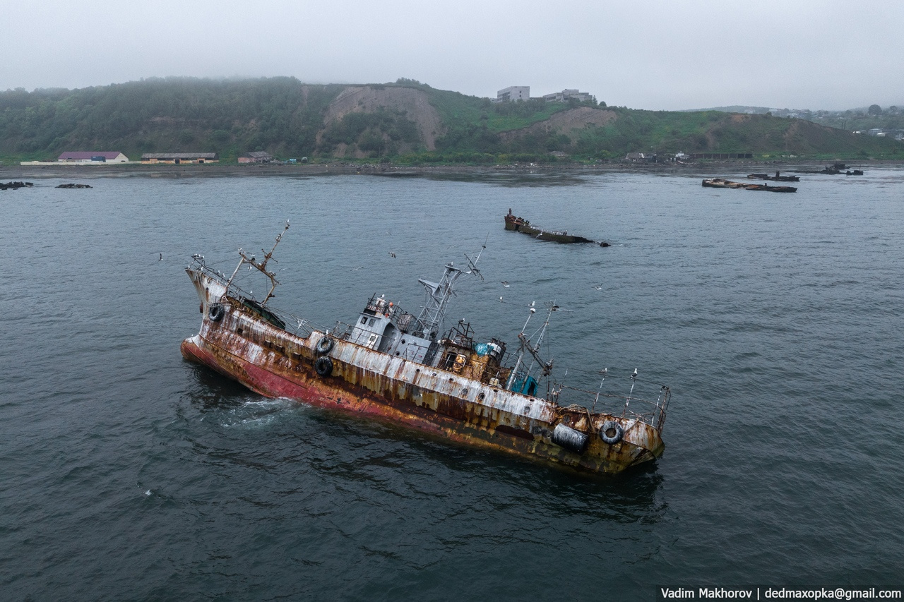 Вблизи Сахалина можно увидеть различные виды затонувших кораблей