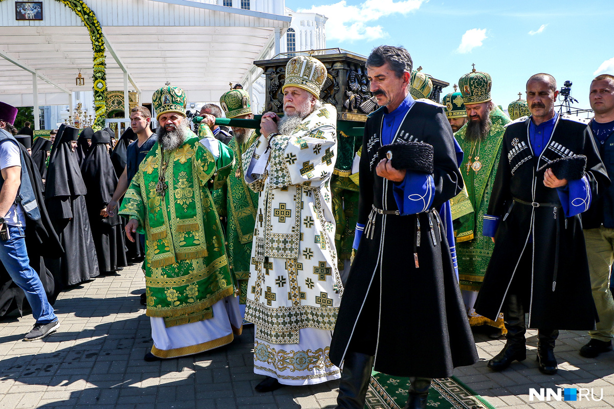 Представители разных организаций посетили торжества, посвященные 114-й годовщине со дня прославления преподобного Серафима Саровского