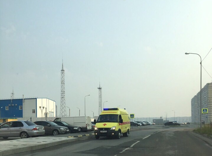 Мужчину увезли в больницу Мужчину увезли в больницу