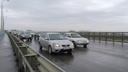«Танцующий» мост Волгограда вслед за путепроводом через ГЭС застыл в огромных пробках