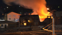 «От дома остался только каркас»: в Ленинском районе потушили мощный пожар в частном секторе