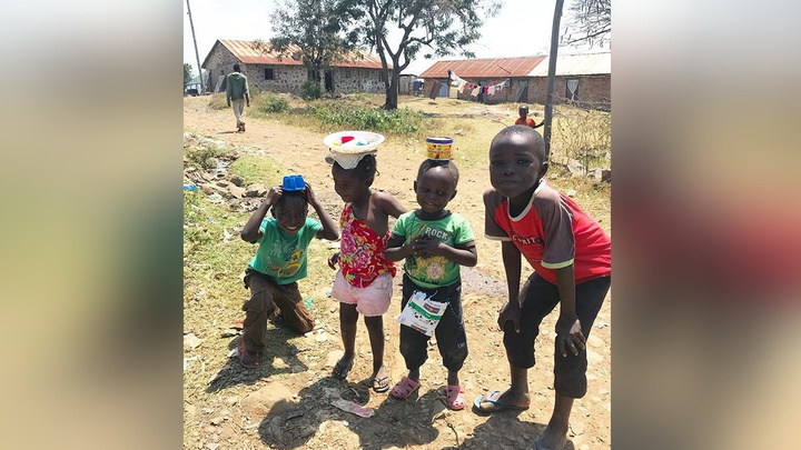 Пятеро красноярцев готовятся к вылету в Кению на строительство школы для африканских детей