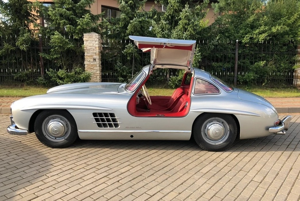 Mercedes-Benz SL300 Gullwing 1955 года стоит как пять самых дорогих Mercedes-Benz S65 AMG 2019 года выпуска Mercedes-Benz SL300 Gullwing 1955 года стоит как пять самых дорогих Mercedes-Benz S65 AMG 2019 года выпуска