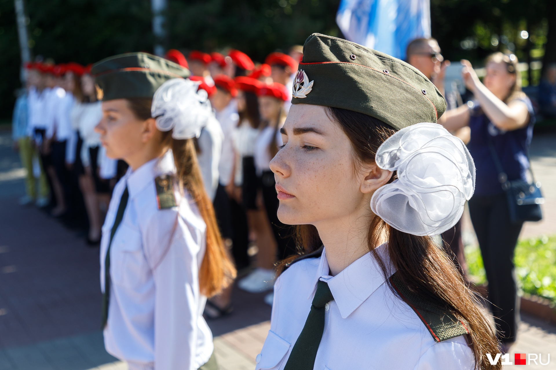 Пост номер 1 волгоград. Пост 1 Волгоград Пионер. Пост номер один в школе. Прическа на пост номер 1.