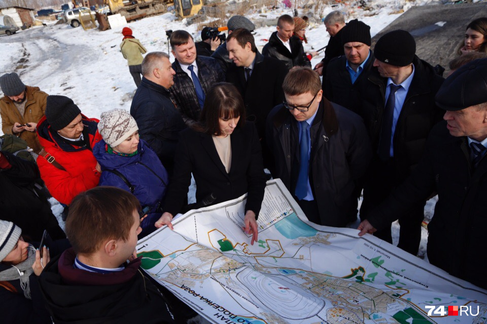 Глава Коркинского района Наталья Лощинина рассказала новому главе региона, что будет с местной свалкой