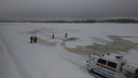 ЧП на Волге: снегоход с людьми провалился под лёд