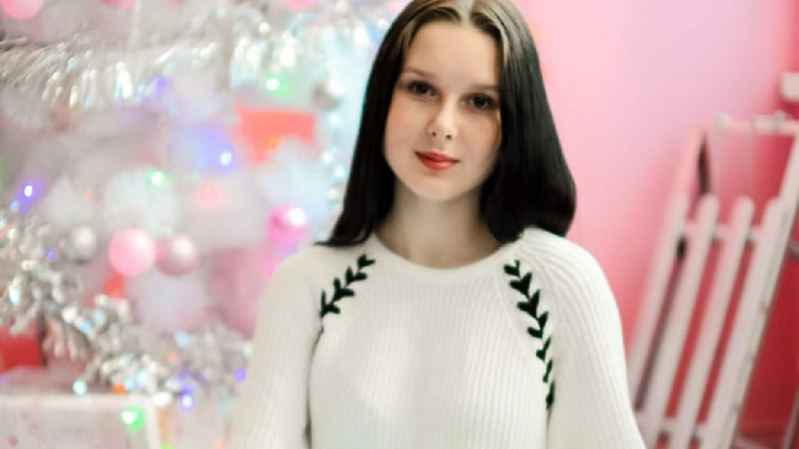 «Меня не ищите. Я ушла из дома!»: в Екатеринбурге разыскивают 13-летнюю дочь местной поэтессы