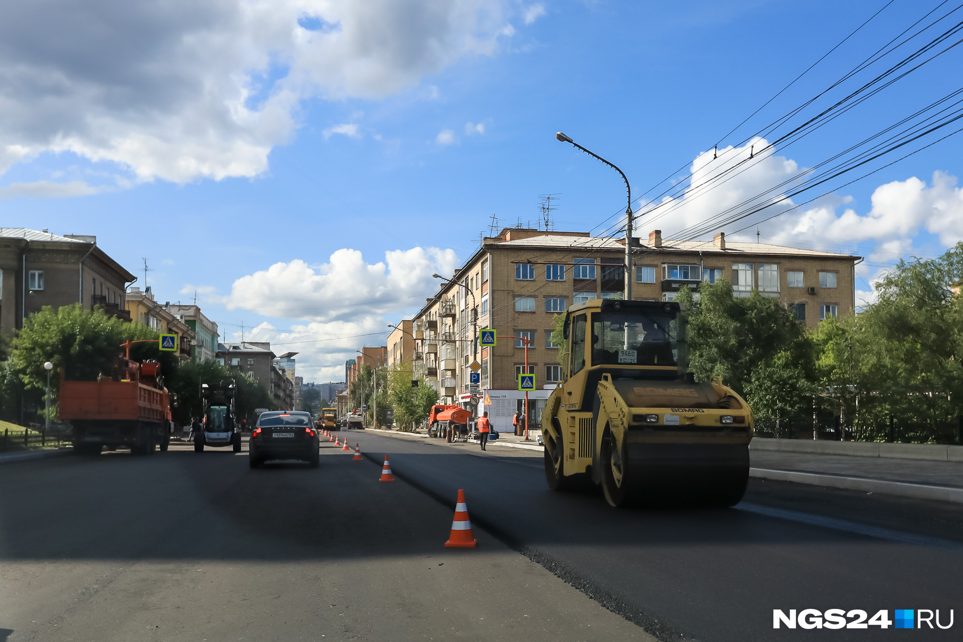 На Ленина делают асфальт, а пробки увеличивают время и, соответственно, сумму чека На Ленина делают асфальт, а пробки увеличивают время и, соответственно, сумму чека