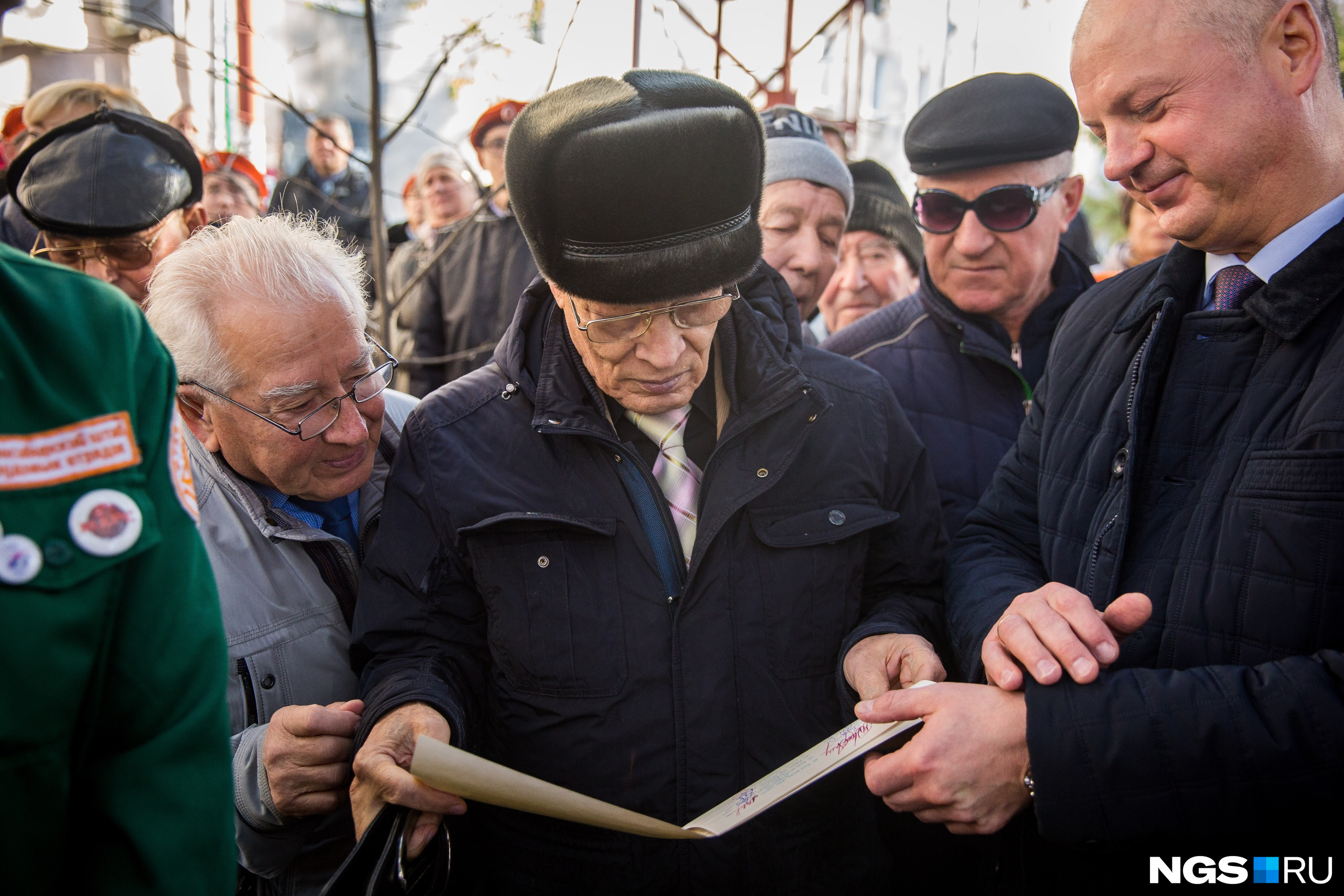 Письмо и капсулу передадут в районный музей Письмо и капсулу передадут в районный музей