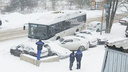 В Ростове пассажирский автобус врезался в пять машин