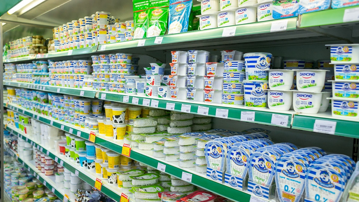 Доля молочного фальсификата в магазинах Красноярска за год упала в два раза