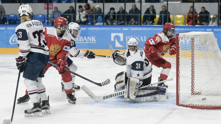 Россия против Канады в хоккее: смотрим расписание Игр на сегодня и свободные места