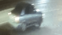 Ищут серый седан: водитель сбил пешехода на Никитина и уехал (но попал на камеру видеонаблюдения)