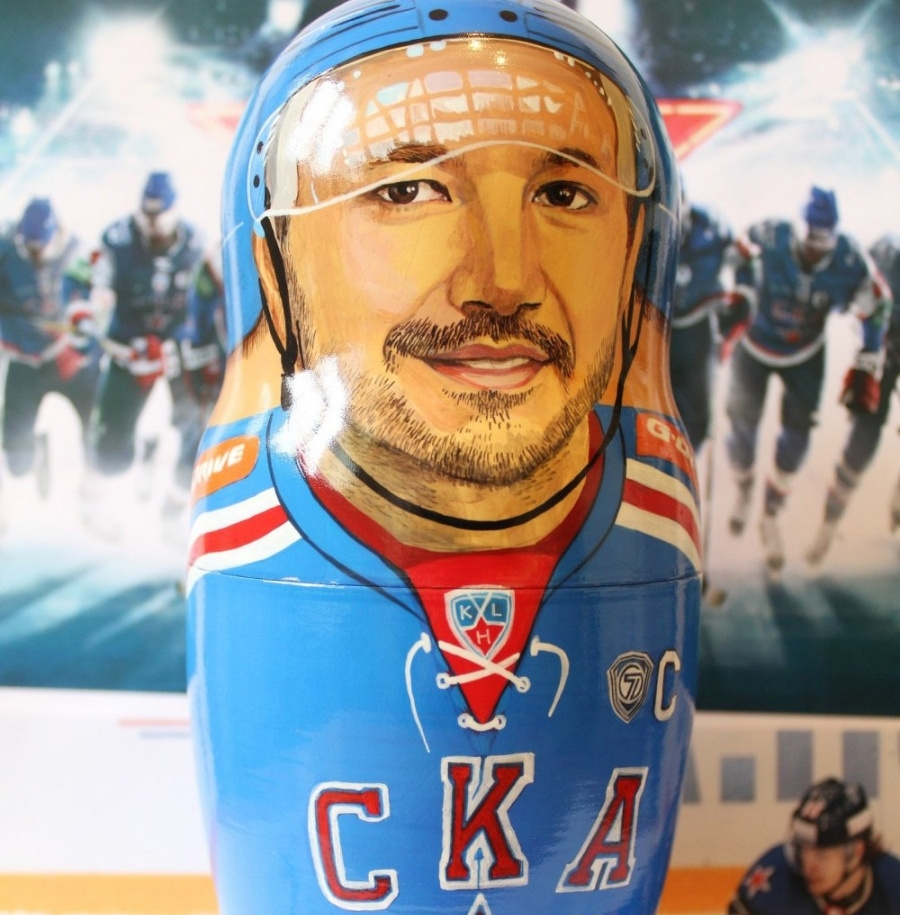 Илья Ковальчук — первый хоккеист, которого Екатерина изобразила на матрёшке