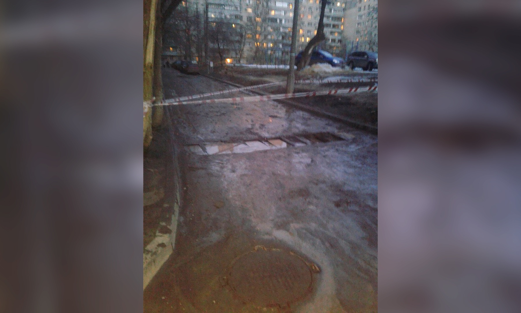 Так после схода воды выглядит ловушка для автомобилей Так после схода воды выглядит ловушка для автомобилей