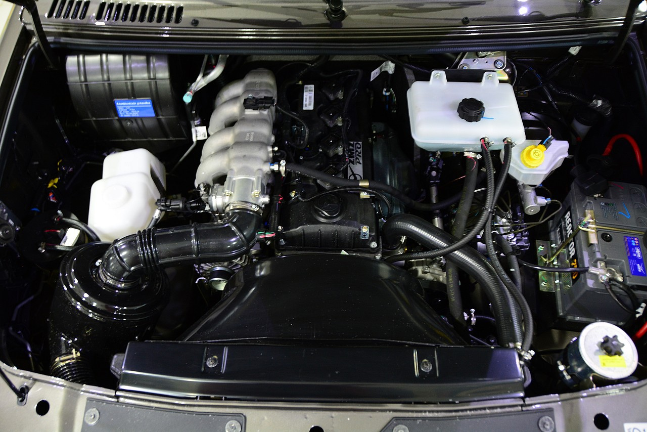 Двигатель ZMZ-Pro — модификация мотора ЗМЗ-409 с увеличенной степенью сжатия и мощностью 150 л. с.