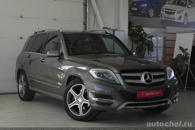 Подобный Mercedes Benz GLK-class 2013 года продают за 1,5 млн руб.