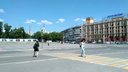 В центре Волгограда без предупреждения закрыли самую крупную парковку города