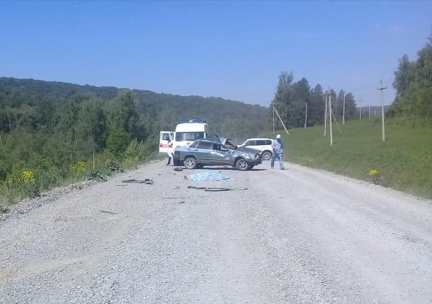 Водитель ВАЗ-21099 скончался на месте происшествия