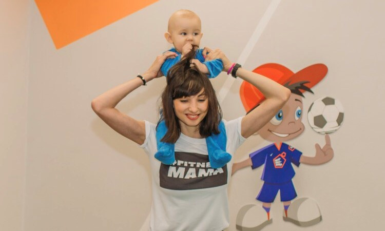 Уралочка сделала фитнес-студию, в которую нужно ходить с детьми