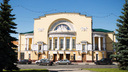 Министр культуры поставил точку в вопросе объединения Волковского и Александринского театров