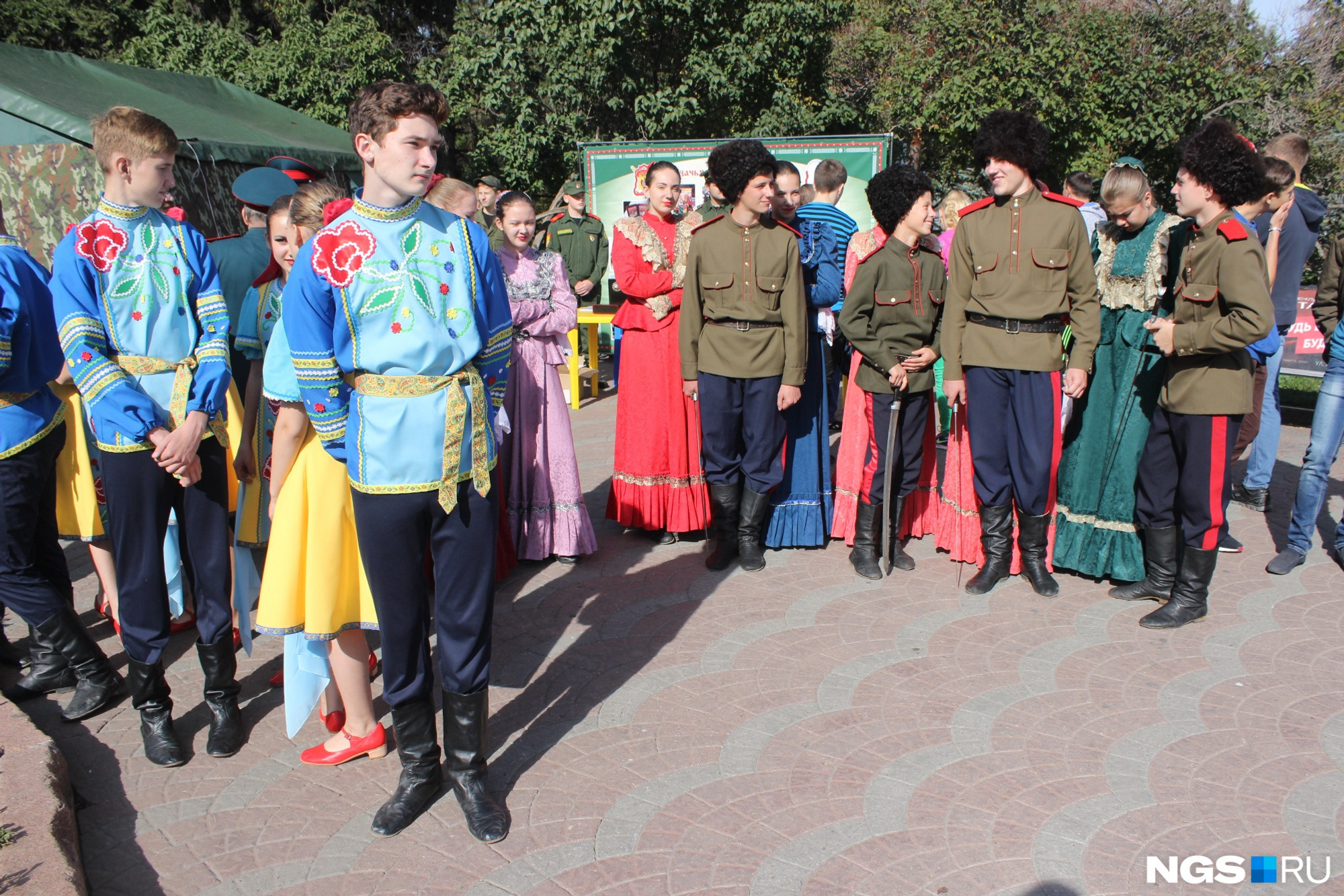 На празднике можно будет послушать казачьи песни и посмотреть казачьи танцы 