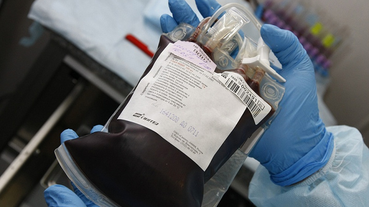 Лаборант южноуральской больницы, перепутавшая кровь, избежала наказания за смерть пациентки