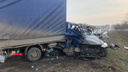 Под Ростовом столкнулись грузовик и иномарка. Три человека скончались на месте