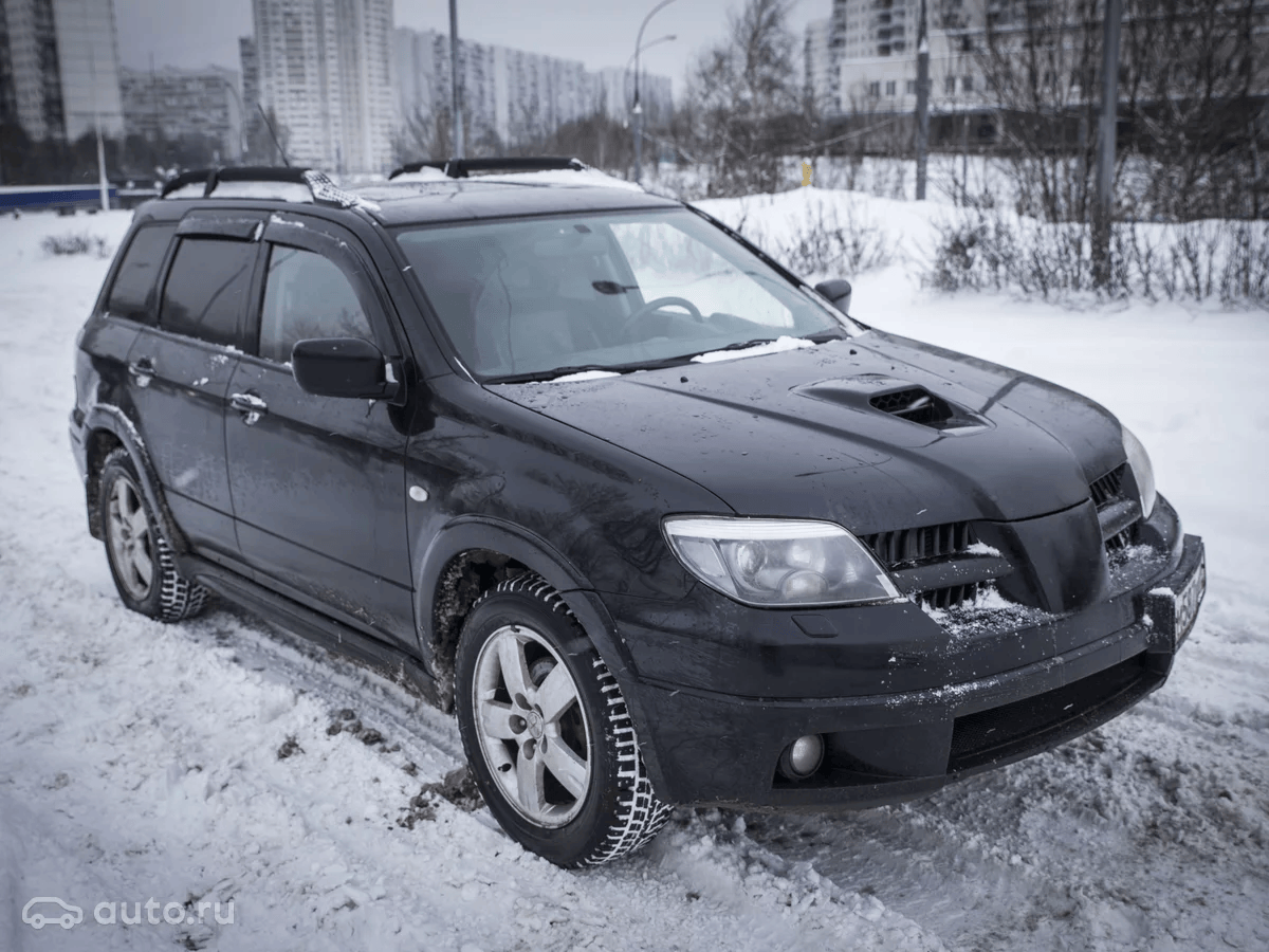 Mitsubishi Outlander Mitsubishi Outlander