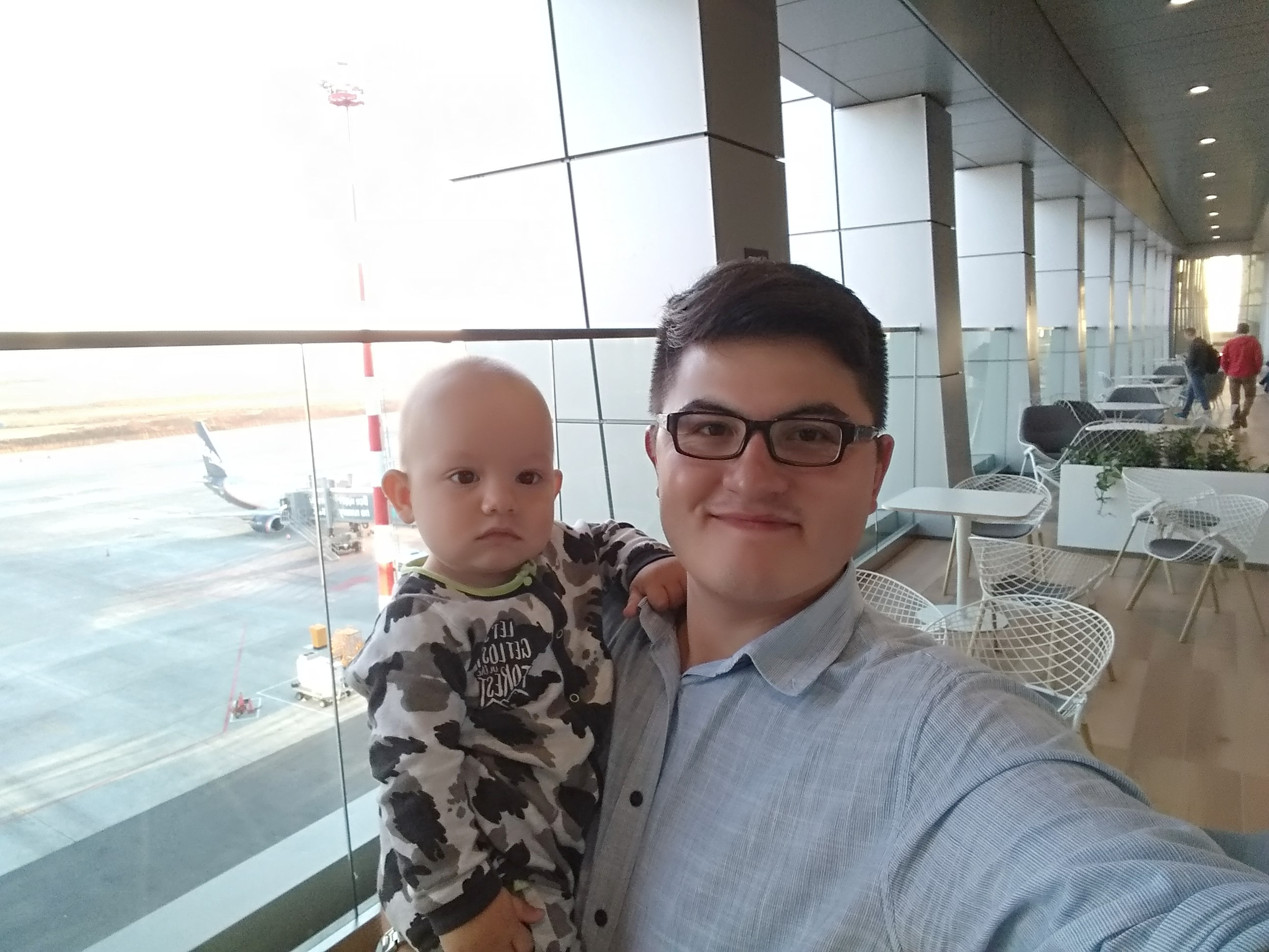 В Екатеринбург они вернулись уже с маленьким сыном В Екатеринбург они вернулись уже с маленьким сыном