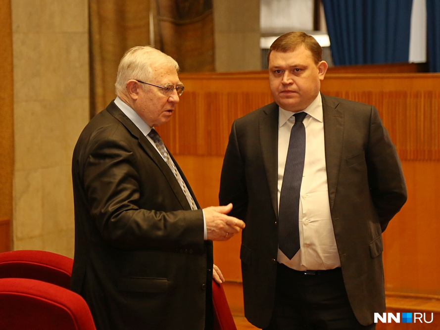 В ожидании нового начальства есть что обсудить