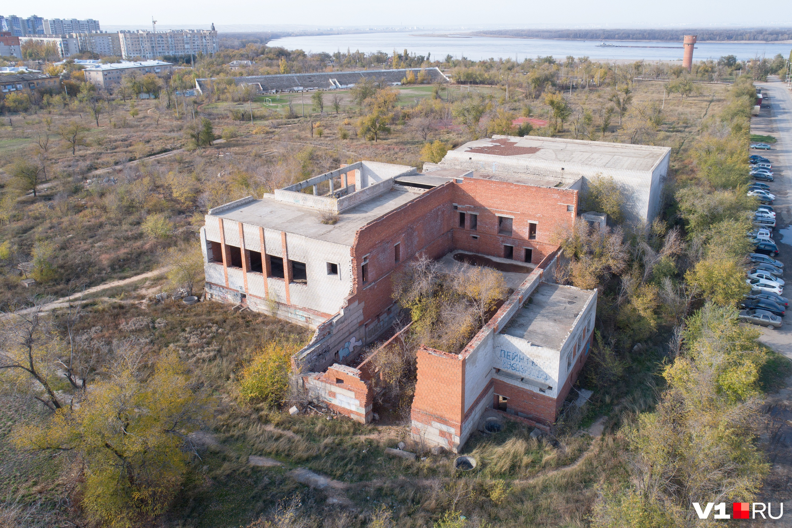 Стадион сталь волгоград красноармейский фото