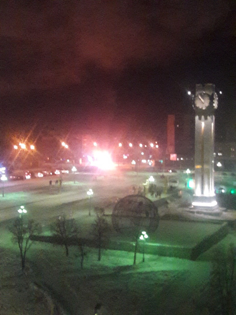 Горевшую маршрутку было видно издалека Горевшую маршрутку было видно издалека