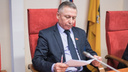 «Жрите сами свои 500 рублей»: оппозиционный депутат может лишиться мандата из-за грубости в адрес коллег