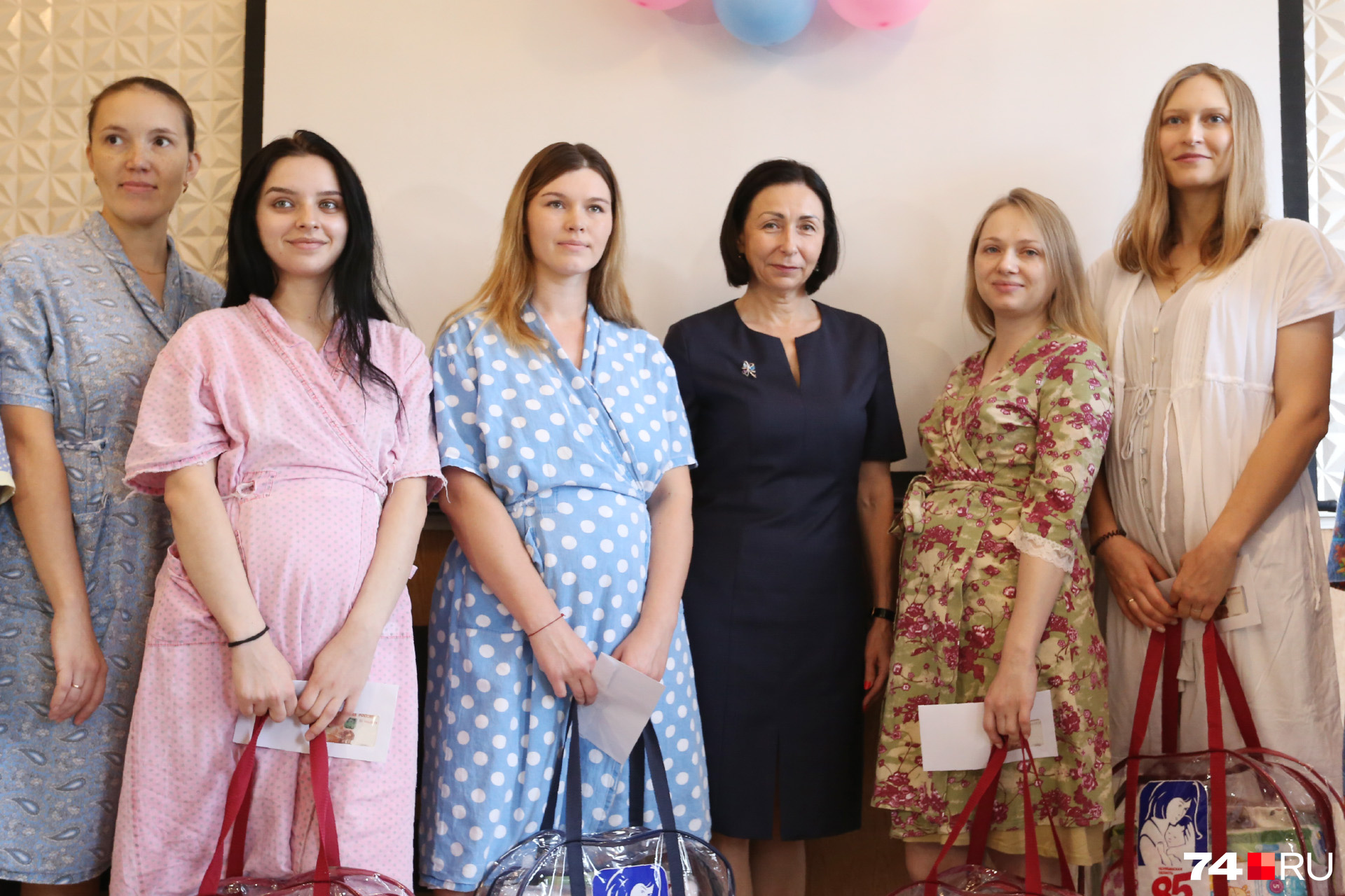 Такие же подарки получат и другие челябинки, ставшие мамами в День города Такие же подарки получат и другие челябинки, ставшие мамами в День города