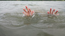 Понял, что не выплывет: в Дзержинке спасатели достали из воды тонущего мальчика