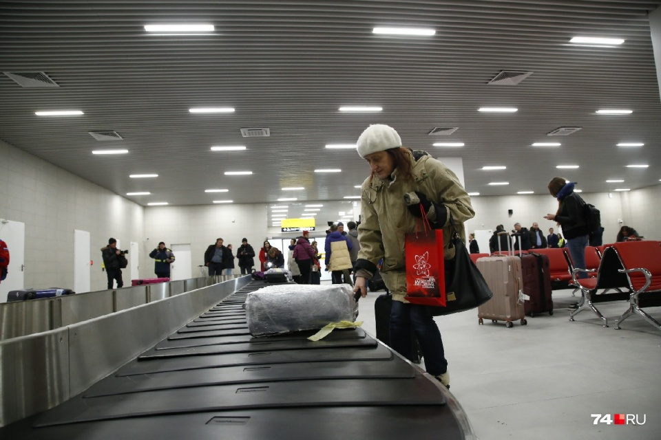 Руководство аэропорта обещает, что время ожидания багажа сократится