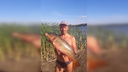 Взял голыми руками: в Самарской области рыбак поймал сазана весом 7 кг