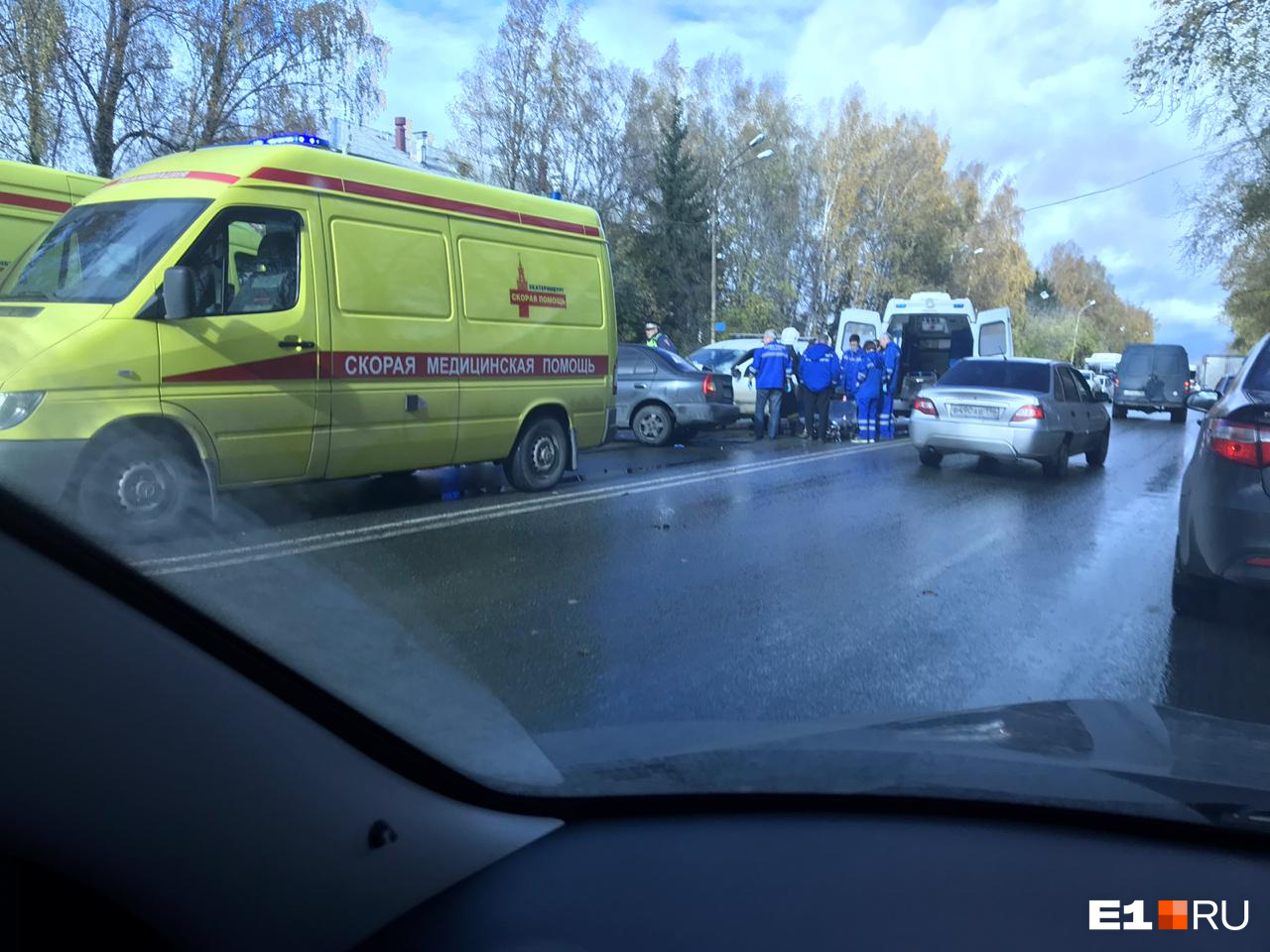 Происшествия в екатеринбурге сегодня. ДТП на Космонавтов Екатеринбург. ДТП В Екатеринбурге за последние сутки 2022. Екатеринбург последние происшествия.