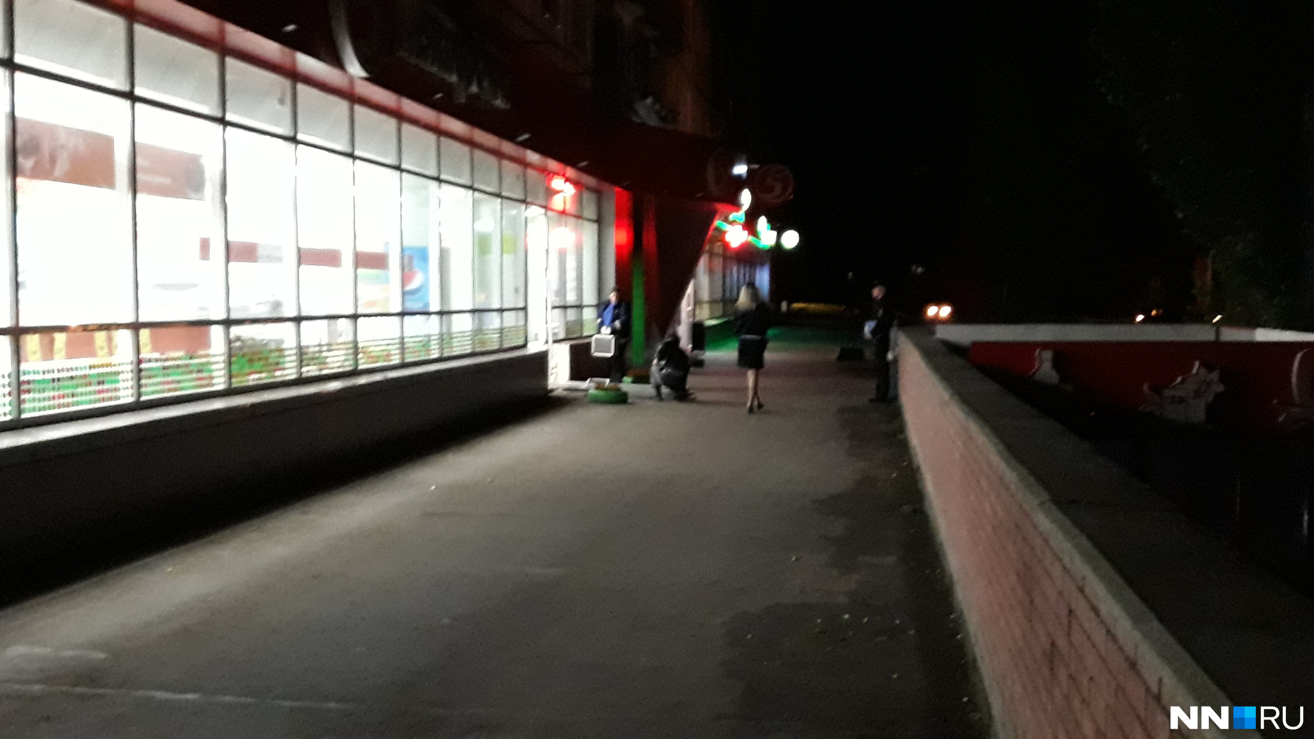 Полиция приехала около двух часов спустя Полиция приехала около двух часов спустя