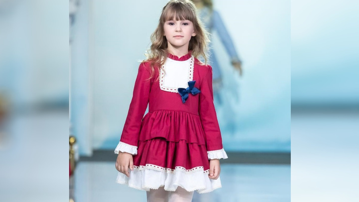 6-летняя модель из Красноярска вышла на подиум недели ювелирной моды в Москве