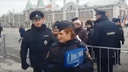 Полиция задержала нескольких человек после первомайской демонстрации в Новосибирске