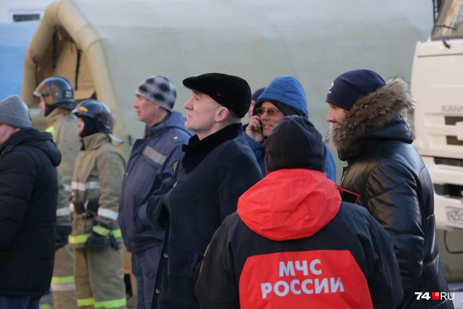 Губернатор Челябинской области Борис Дубровский пообщался с жильцами дома