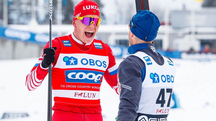 Тюменский лыжник Александр Большунов выиграл индивидуальную гонку на этапе Кубка мира в Швеции