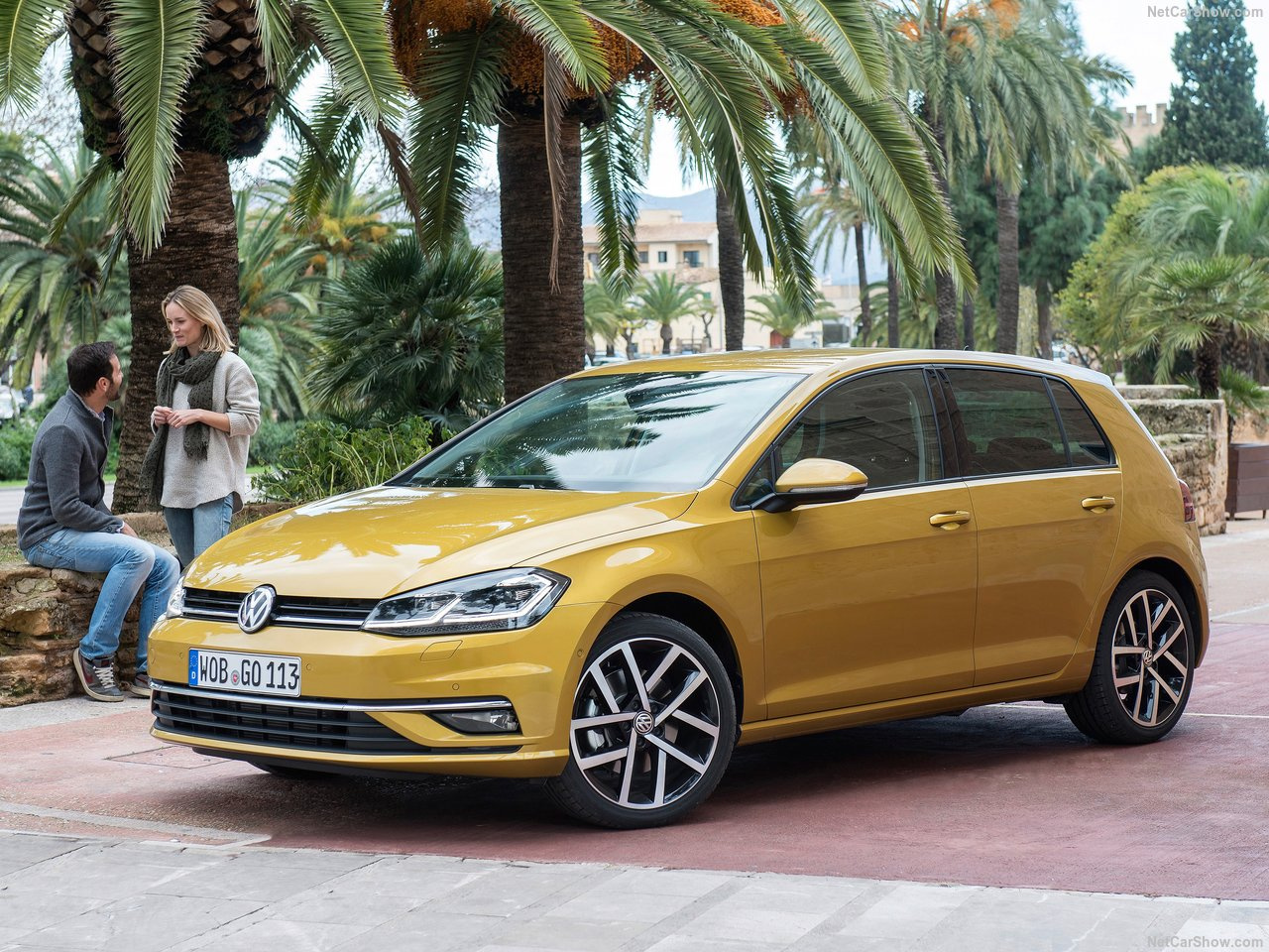 Цена базового VW Golf перевалила за 1,4 миллиона рублей