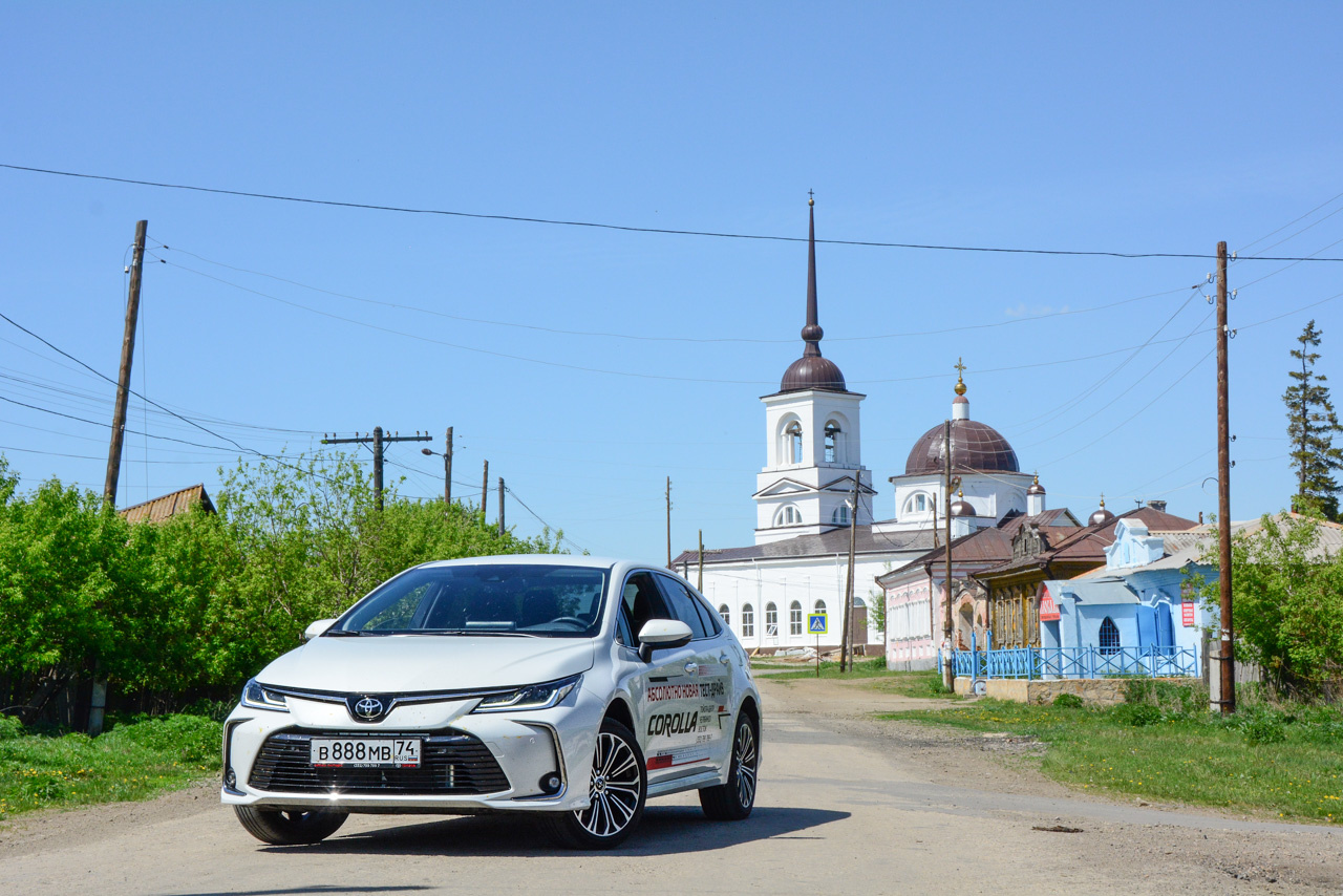 Если прежние Corolla казались вам надёжными, но бесхарактерными, то теперь все силы брошены на появление у модели «харизмы»: и внешней, и по существу Если прежние Corolla казались вам надёжными, но бесхарактерными, то теперь все силы брошены на появление у модели «харизмы»: и внешней, и по существу
