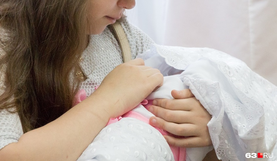 Кормление грудью спасет молодых мамочек от нежелательной беременности лишь первые полгода жизни малыша, и то не всегда