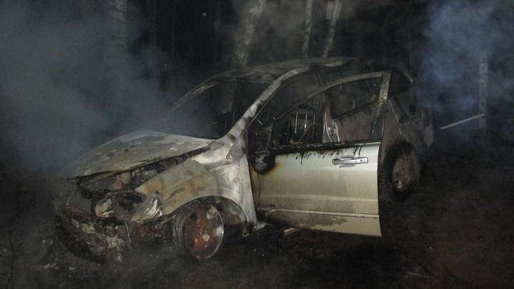 Ярославец-изменник, заметая следы, сжёг в лесу машину своей девушки